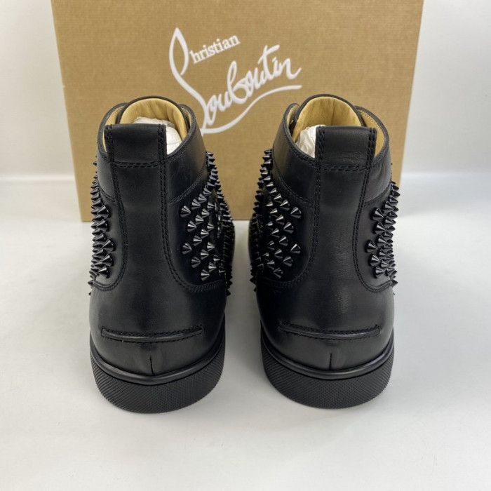 Ch**an louboutin l0*is junior spikes
