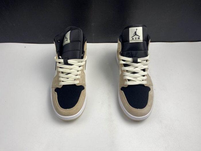 Air Jordan 1 Mid 
