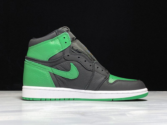 Air Jordan 1 High “Pine Green” 555088-030