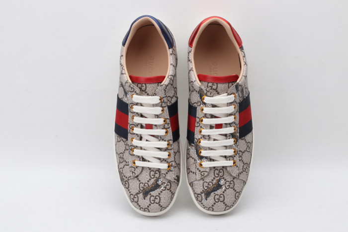 G*u*i low-top sneaker