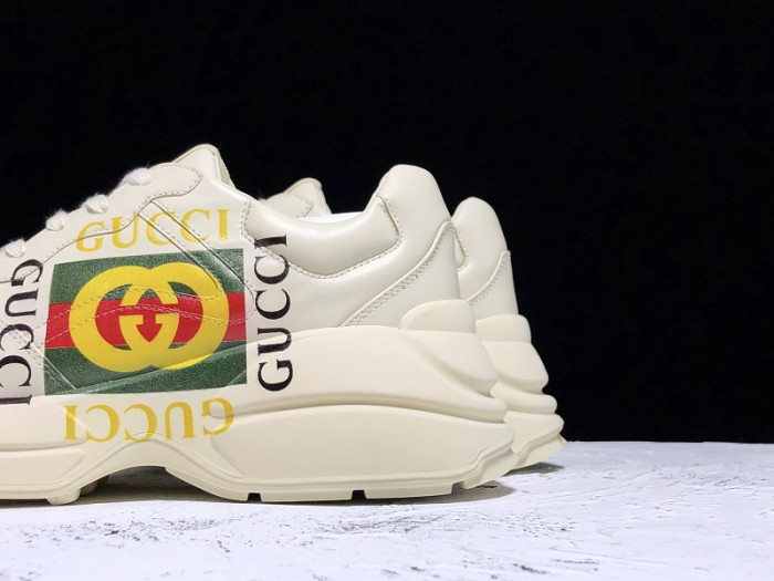 G*u*i rhyton vintage trainer sneaker 500878 drw00 9522