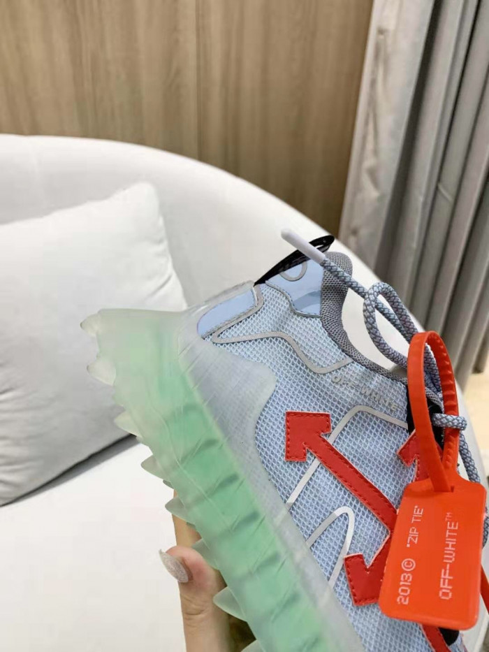 OFF-WHITE C/O ODSY-1000 SNEAKER