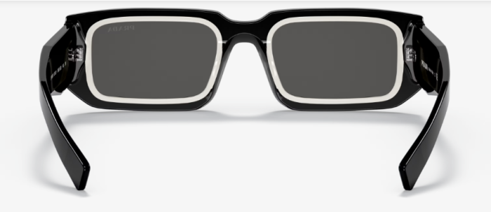 Pra*a sunglass hut