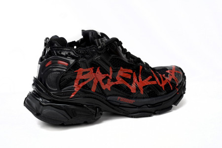 balcia runner black and red characters Ba*len*cia*ga