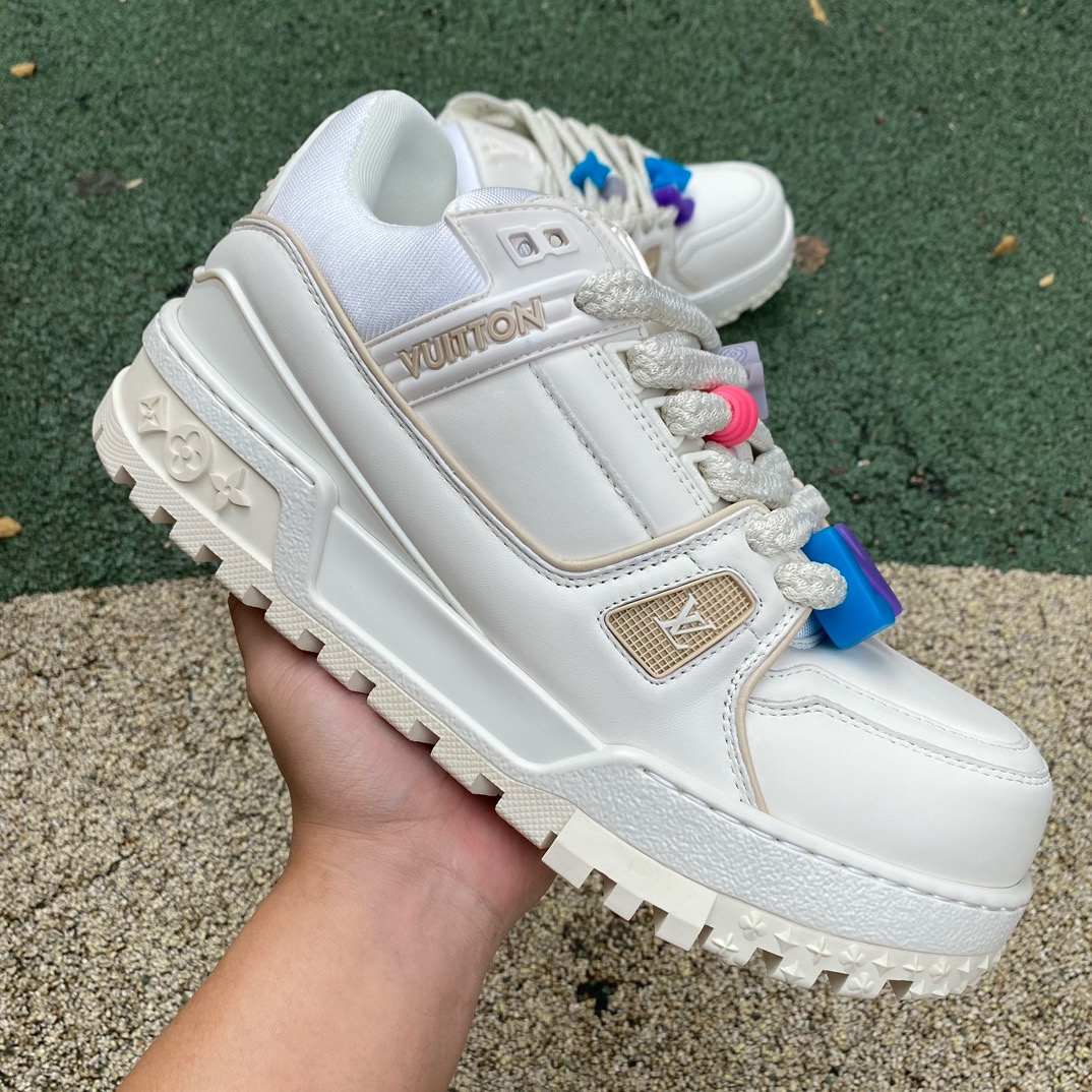 LV TRAINER MAXI White