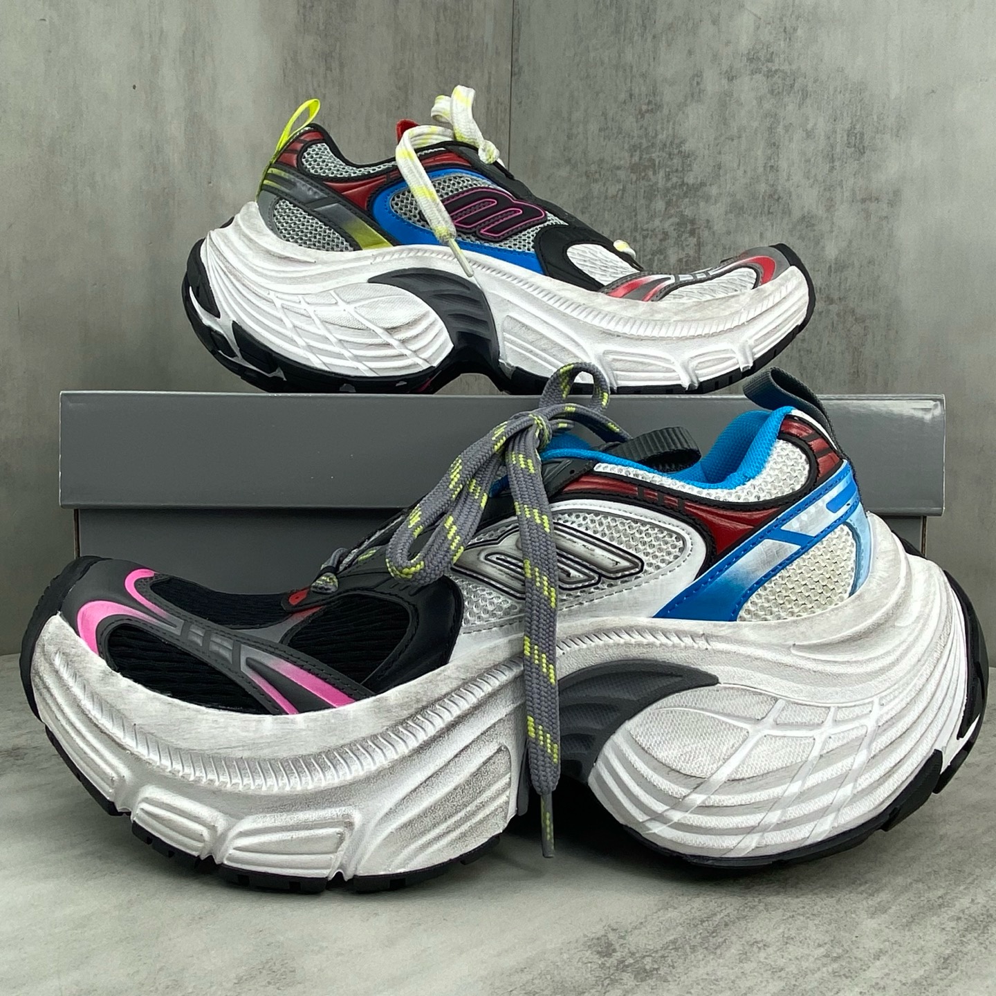 BLCG Sneaker 6XL