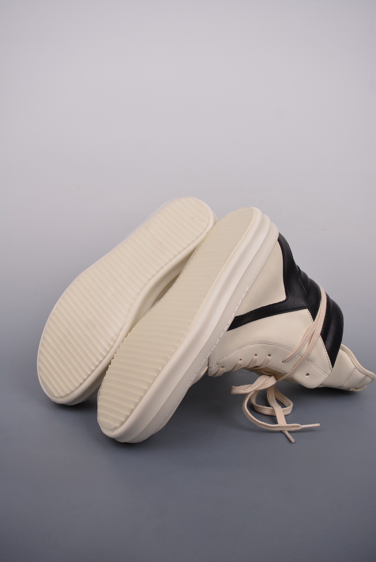 Rick Owen.s Sneaker