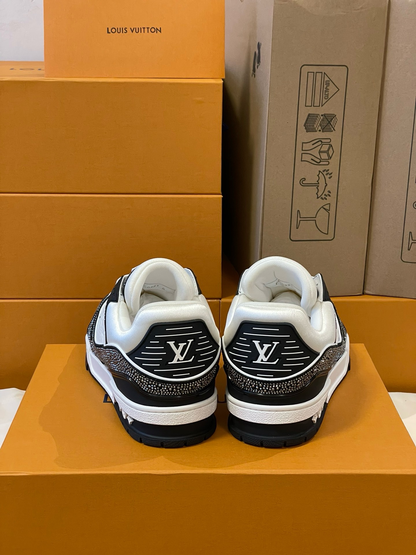Loui Vuitto TRAINER SNEAKER