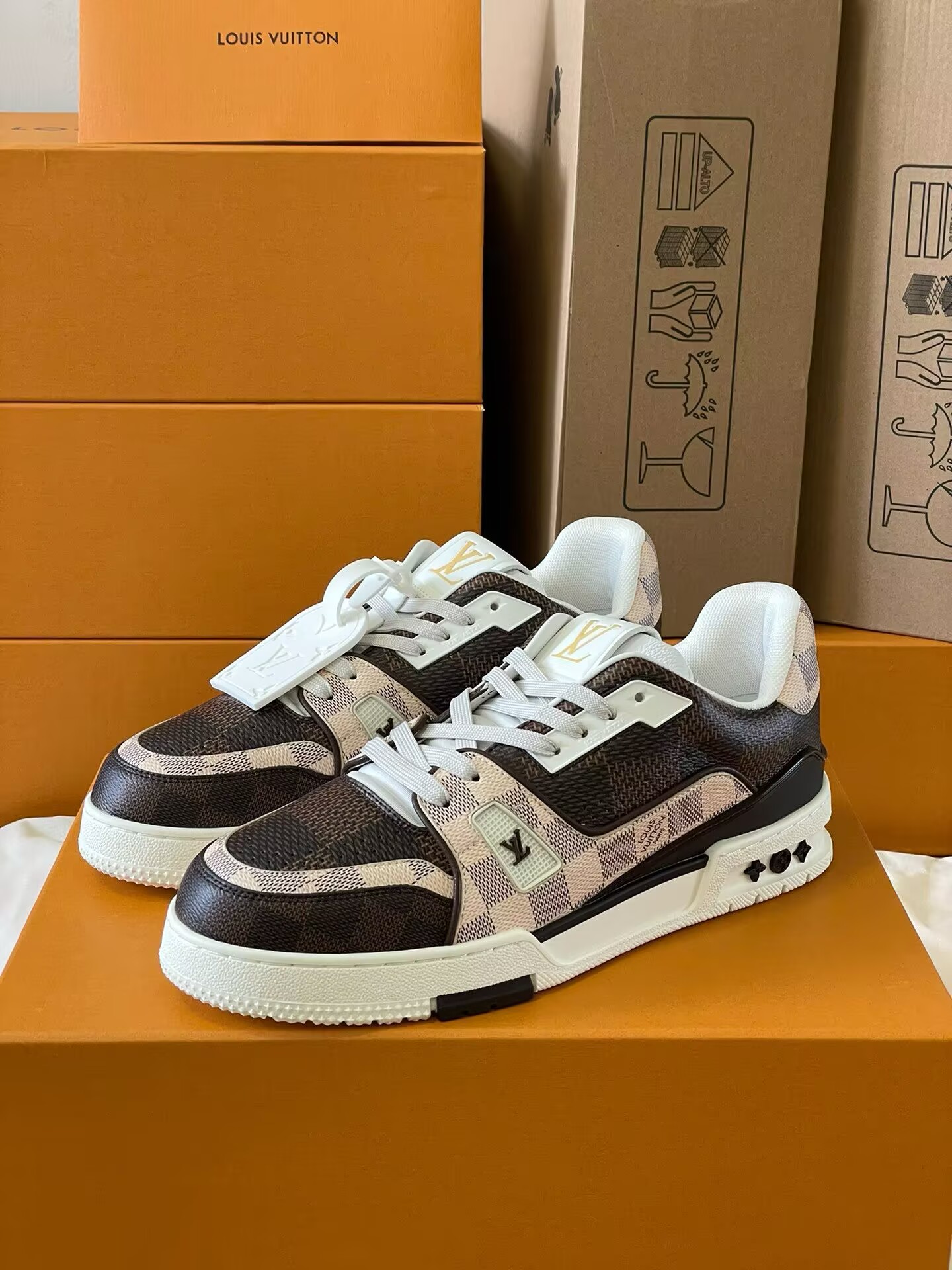 Loui Vuitto TRAINER SNEAKER